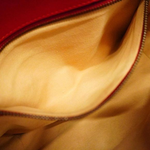 Gucci Gg Marmont Red Leather Shoulder Bag (Pre-Owned) - Picture 9 of 11